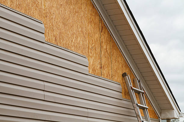 24/7 Emergency Vinyl Siding experts in West Lafayette, OH
